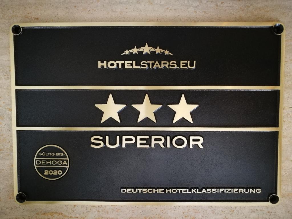 Hotel Weiss อังเงอร์มึนเดอ ภายนอก รูปภาพ